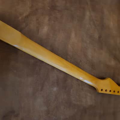 Vintage maple S guitar neck replacement  steel frets diy image 7