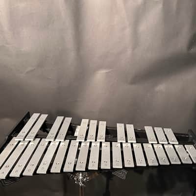 Ludwig Junior Percussion kit w/ Glockenspiel, Practice Pad, Instrument Stand + Bag image 2
