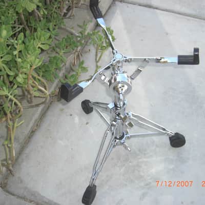 Gibralter swivel ball heavy duty double braced Snare Stand (Low Boy) Chrome image 8