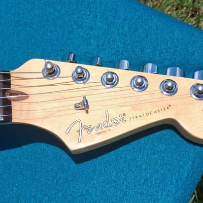 Fender American Professional Series Stratocaster image 3