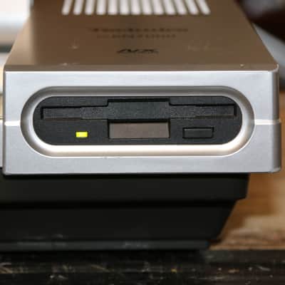 Technics SX-KN7000 Digital Arranger Keyboard W/Built In SD Reader & 128GB Card image 9