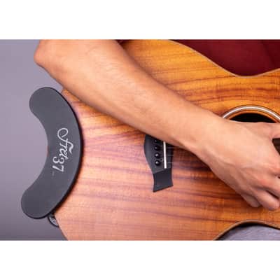 Fret 37 Acoustic Guitar Stand image 8