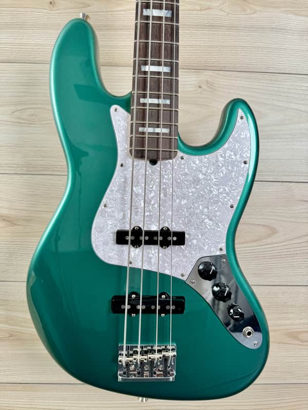 Fender Adam Clayton Artist Series Signature Jazz Bass 2015 - 2017 Fender Adam Clayton Artist Series Signature Jazz Bass 2015 - 2017