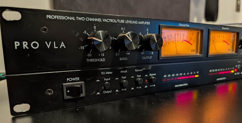 ART Pro VLA - Vactrol Leveling Amplifier - Professional Two Channel Tube Compressor 2000s - Black