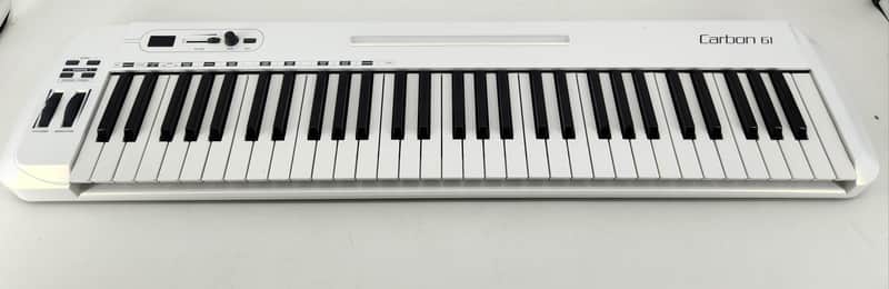 Samson Carbon 61 USB MIDI Keyboard Conroller 2010s - White image 1