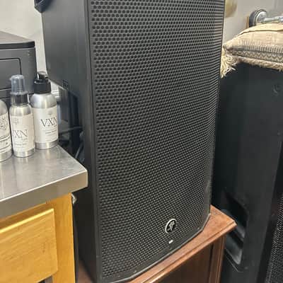 Mackie Thump 12BST 1300W 12" Advanced Powered Loudspeaker image 1