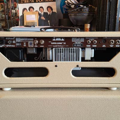 Fender Super-Sonic 22 2-Channel 22-Watt Guitar Amp Head Blonde w/ Matching Fender 2x12" Super-Sonic Cab, Footswitch & Dust Covers image 15