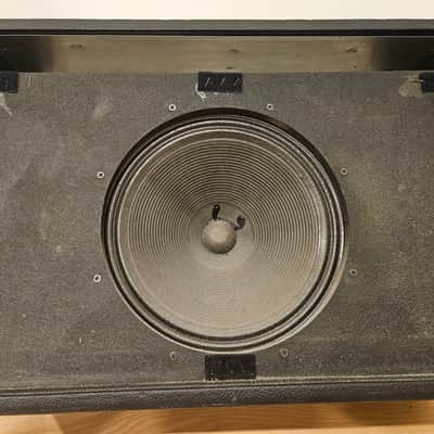 Fender Deluxe Reverb 2-Channel 22-Watt 1x12" Guitar Combo 1978-1979 - Silverface image 20