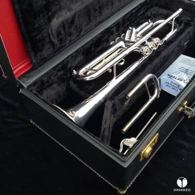 Beautiful Getzen Eterna Severinsen Model trumpet case mouthpiece gamonbrass image 3