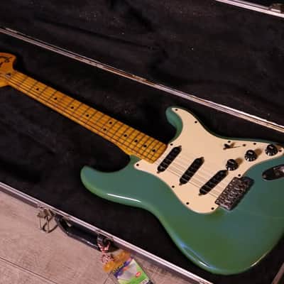 Fender Stratocaster Original 1979 Maui Blue Rare color image 3