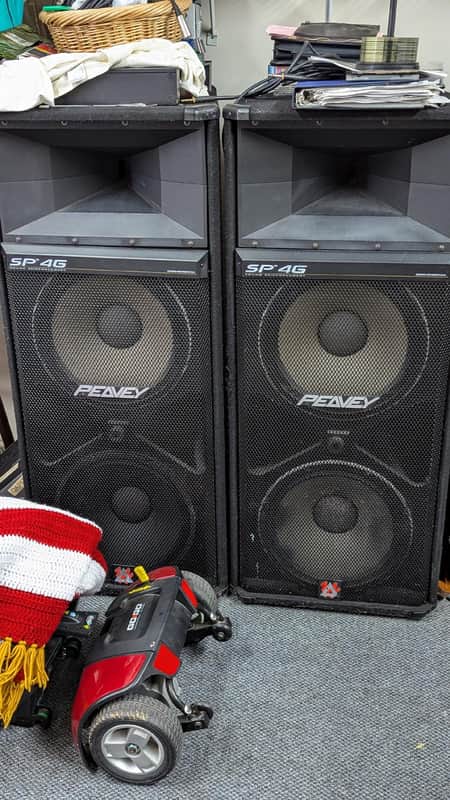 Peavey all 2010 or so - Road box and speakers ready to go. image 1