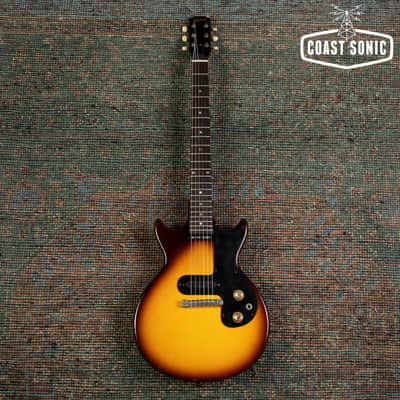 1964 Gibson Melody Maker DC Double Cut, w/hardcase image 2