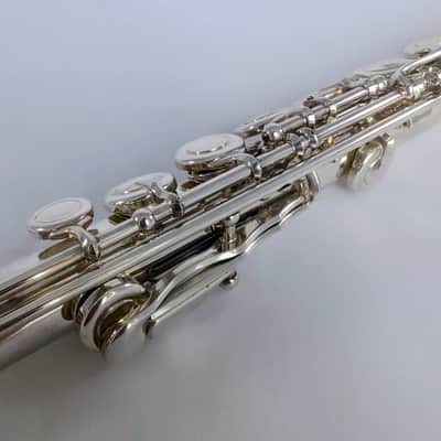 Yamaha flute YFL-514 MINT condition EC cut solid silver headjoint image 8