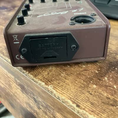 LR Baggs Para DI 2004 - Present - Brown image 2