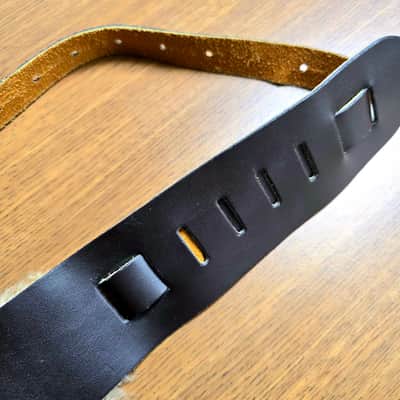Onori LEATHER AND FUR GUITAR STRAP 2010s - DARK BROWN LEATHER AND TAN FUR image 2