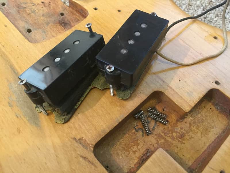Fender Precision Bass Guitar Pickup 1959 with Copper shielding and screws , springs image 1