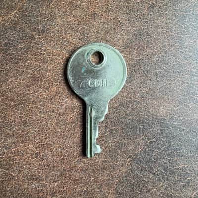 Excelsior 6K11 Keys for Vintage Gibson Guitar Case! image 2