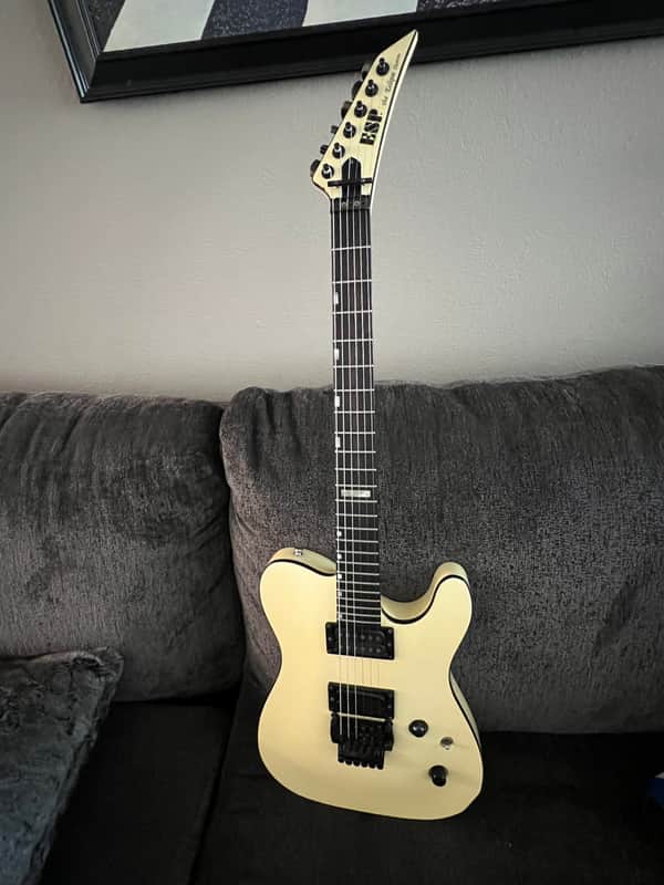 ESP Eclipse Custom 1980’s Izzy Stradlin Bild 1