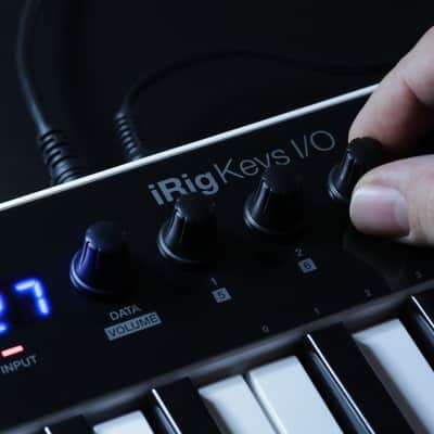 IK Multimedia iRig Keys I/O 49 Notes Keyboard Controller/Audio Interface for iOS/MAC/PC image 11
