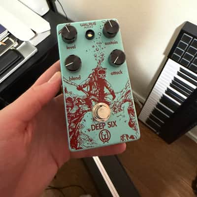 Walrus Audio Deep Six Compressor V1 2012 - 2018 - Blue / Red Diver image 1