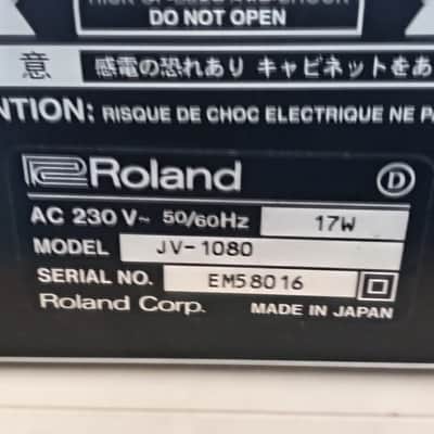Roland JV-1080 64-Voice Synthesizer Module 1994 - 2001 - Black image 4