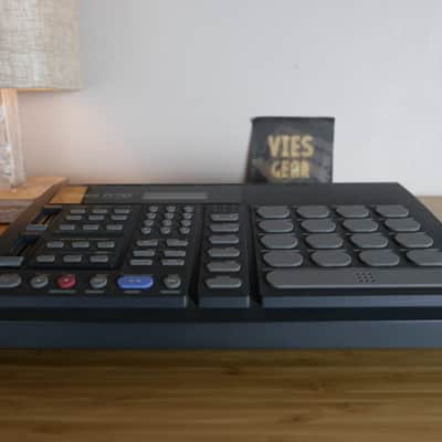 Roland R-70 Human Rhythm Composer 1990's image 2