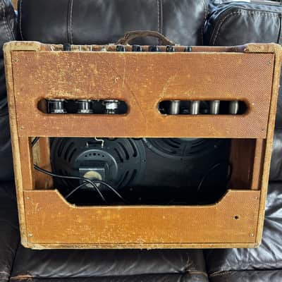 1956 Fender Twin 5E8 - Tweed image 3