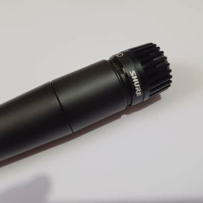 Shure SM57 Cardioid Dynamic Microphone - made in Mexico - boxed with zip case and mic clip image 10