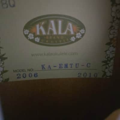 Kala KA-EMTU-C Travel Concert Ukulele with Gig Bag 2020 - Exotic Mahogany image 5