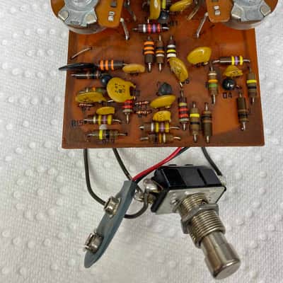 Vintage 1972 Electro-Harmonix EHX Big Muff Pi Triangle V1 Guitar Fuzz Effect Pedal FS36999 image 8