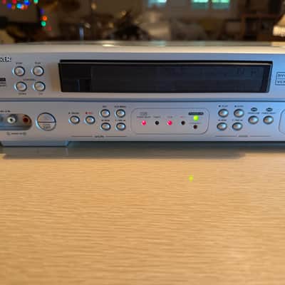 Venturer RVS2631 DVD VCR Combo Player 4 Head Hi Fi VHS Unit Tested Working image 3