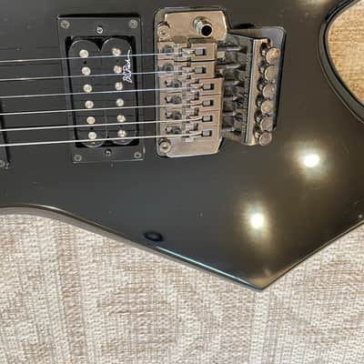 B.C. Rich Warlock NJ Series Onyx Widow Headstock w/Original Hardshell Case image 4