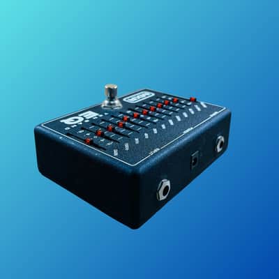 MXR M108 Ten Band EQ image 3