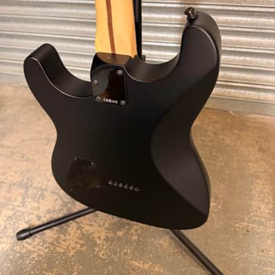 Fender Jim Root Artist Series Signature Stratocaster 2010 - 2019 - Flat Black image 12
