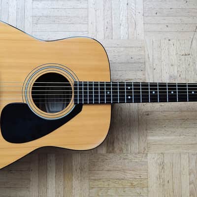 Yamaha FG-402 Acoustic guitar - 1970s image 2
