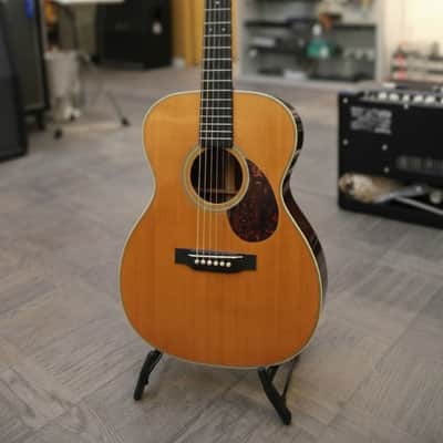 Martin Vintage Series OM-28V 2000 K&K pickup image 1