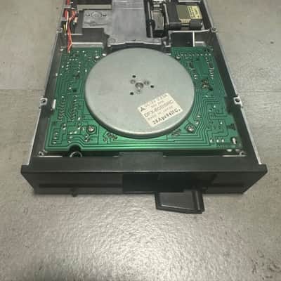 E-MU Systems Emulator II 5.25 Floppy Drive image 2