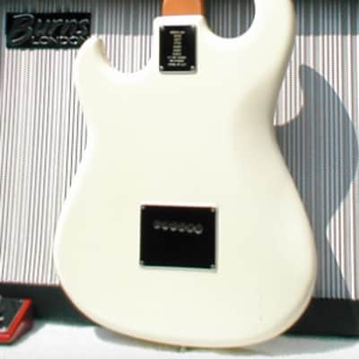 Burns Hank Marvin 1964 White image 3