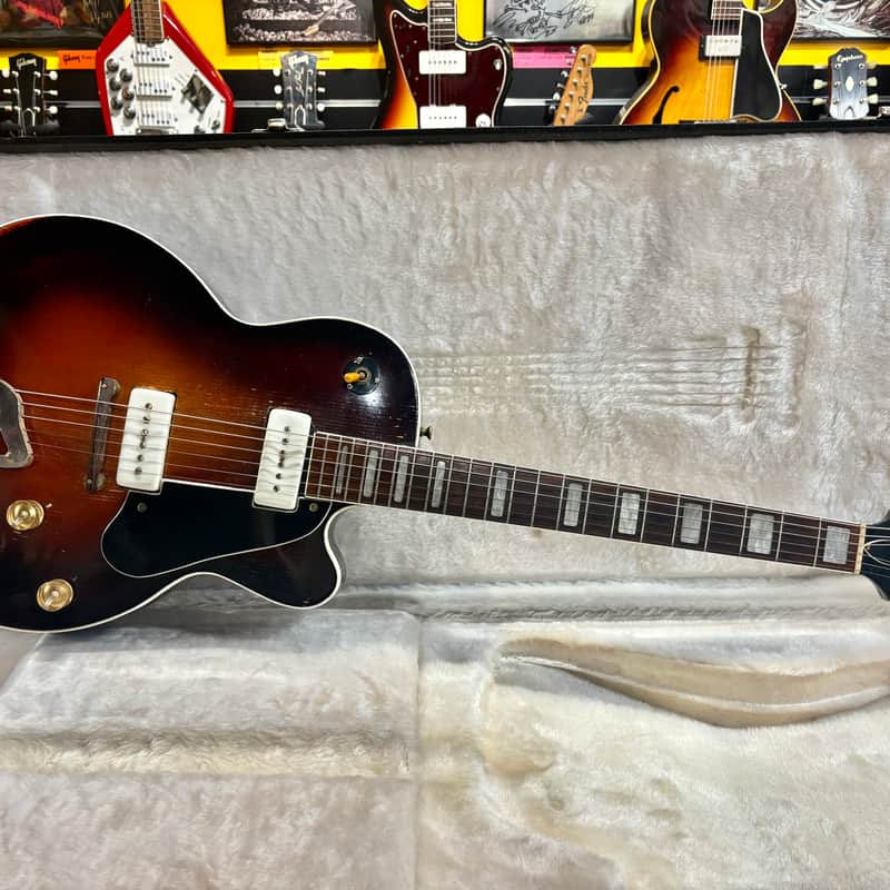 1955 – 1960 Guild M-75 Aristocrat Sunburst