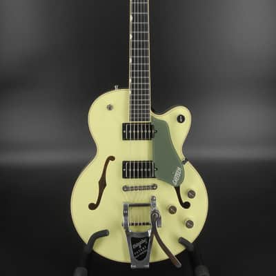 Gretsch 2020 G6659T Players Edition Broadcaster Jr. Two-Tone Smoke Green Made in Japan image 3