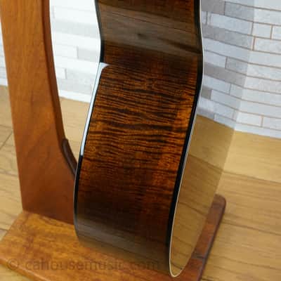 Taylor 618e 2015 – Natural – Extreme Flamed Maple Back & Sides image 8