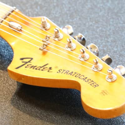 Vintage! 1975 Fender Stratocaster Electric Guitar Natural + Fender Case image 11