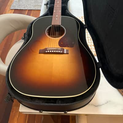 Gibson J-45 Standard 2025 - Vintage Sunburst image 1