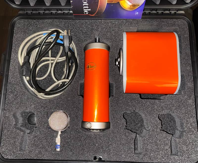 Rare BLUE Bottle Tube Condenser Microphone w/ B6 Capsule, PSU, Cables & Case image 1