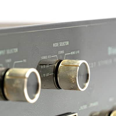 McIntosh C27 Vintage Solid State Stereo Preamplifier Audiophile Preamp image 4