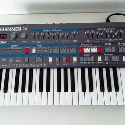 Solton Programmer 24 -- Vintage Italo Disco Machine image 1