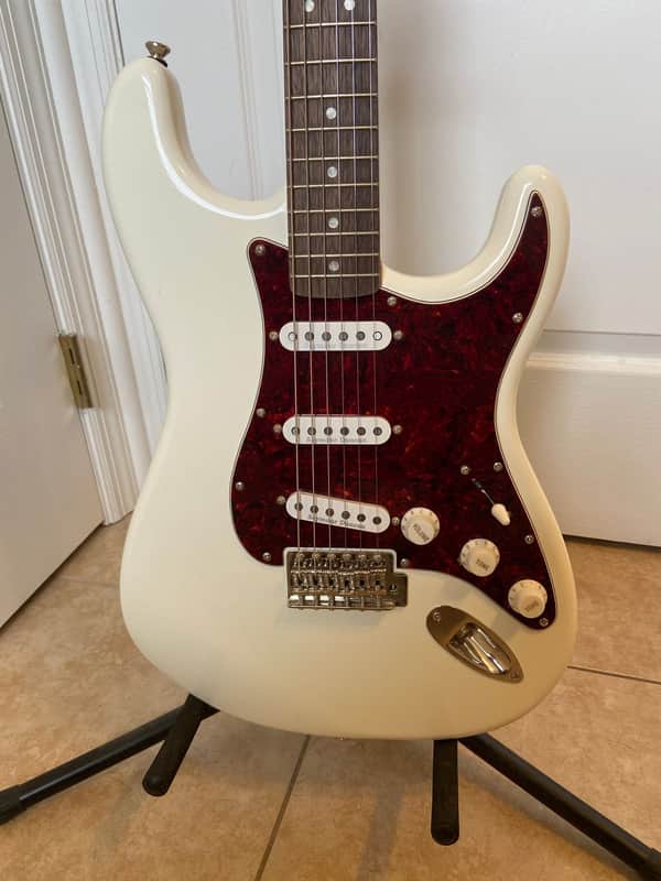 Squier Classic Vibe '70s Stratocaster Olympic White with Seymour Duncan SSL-1 pickups image 1