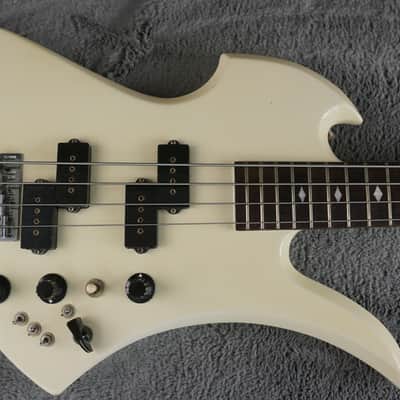 Fernandes Mockingbird - White 4-String Bass Japan w/ Gig Bag image 6