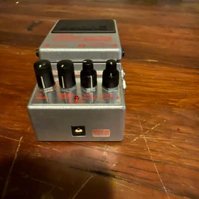 Boss SYB-3 Bass Synthesizer (Pink or Dark Gray Label) 1996 - 2001