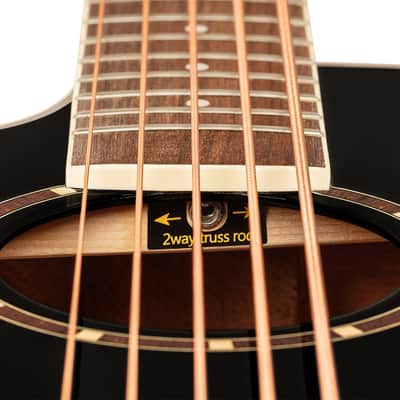 Ortega D8CE-5-L Deep Series 8 Spruce Top Medium Scale 5-String Acoustic-Electric Bass Guitar For Left Hand Player image 12